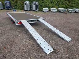 Zeige Details für 3.0t - Carplattform 4,49 x 2,11m m. Schienen, Winde & Siebdruckplatte Bild von 3.0t - Carplattform 4,49 x 2,11m m. Schienen, Winde & Siebdruckplatte
